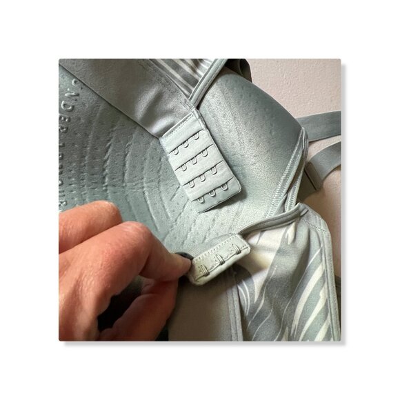 Under Armour Continuum Full Print High-Intensity Training Sports Bra Sz XL - Picture 11 of 14